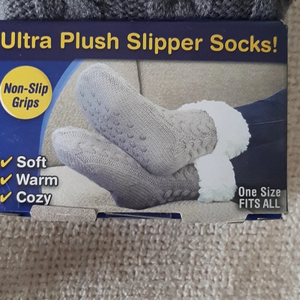 HUGGLE slipper socks